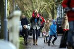 Zuiderwoude 9 februari 2015
Thijs Romer haalt dochter Sammie van school
