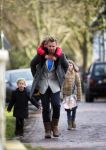 Zuiderwoude 9 februari 2015
Thijs Romer haalt dochter Sammie van school