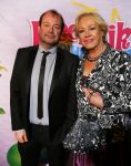 Breda 1 februari 2015
Premiere Heerlijk duurt het langst in het chasse theater.
Viola Holt met zoon