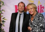 Breda 1 februari 2015
Premiere Heerlijk duurt het langst in het chasse theater.
Viola Holt met zoon