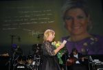 Amsterdam 2 februari 2015
Willeke Alberti viert haar 60 jarig artiesten jubileum in Carre en haar 70e verjaardag.
Willeke krijgt van burgemeester Eberhard v d Laan onderscheiding en een brief van Koningin Maxima