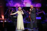 Amsterdam 2 februari 2015
Willeke Alberti viert haar 60 jarig artiesten jubileum in Carre en haar 70e verjaardag.
Willeke met Paul de Leeuw