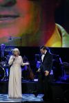 Amsterdam 2 februari 2015
Willeke Alberti viert haar 60 jarig artiesten jubileum in Carre en haar 70e verjaardag.
Willeke met zoon Johnny de Mol