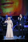 Amsterdam 2 februari 2015
Willeke Alberti viert haar 60 jarig artiesten jubileum in Carre en haar 70e verjaardag.
Willeke met zoon Johnny de Mol