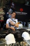Amsterdam 26 januari 2015
Winston Post draait als dj op de buddha to buddha stand op de modefabriek in de rai.
Goldbergh van Sandra Peet heeft een mooie stand.
Portare heeft twee neiwue merken. Pierre v Hooijdonk staat er met Metro Sneakers.
Mooie container als stand en Goosecraft heeft een hele mooie stand.