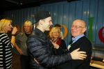 Amsterdam 28 januari 2016
Enzo Knol krijt van Youtube award vanwege zijn 1 miljoen abonnees.
Zijn hele familie incl Dee waren aanwezig.