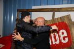 Amsterdam 28 januari 2016
Enzo Knol krijt van Youtube award vanwege zijn 1 miljoen abonnees.
Zijn hele familie incl Dee waren aanwezig.