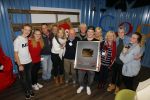 Amsterdam 28 januari 2016
Enzo Knol krijt van Youtube award vanwege zijn 1 miljoen abonnees.
Zijn hele familie incl Dee waren aanwezig.