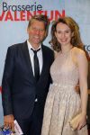 Amsterdam 25 januari 2016
Premiere Valentijn in Tuschinski met oa Georgina Verbaan Egbert Jan Weeber Roeland Fernhout Megan de Kruijf Maarten Heijmans Lies Visschedijk en Melody Klaver .
Erik v d Hoff met vriendin