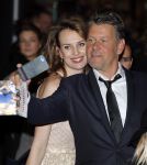 Amsterdam 25 januari 2016
Premiere Valentijn in Tuschinski met oa Georgina Verbaan Egbert Jan Weeber Roeland Fernhout Megan de Kruijf Maarten Heijmans Lies Visschedijk en Melody Klaver .
Erik v d Hoff met vriendin