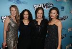 Amsterdam 18 januari 2016 
Premiere Sneekweek in Tuschinski.
Holly Brood met moeder Xandra en zussen Lola en Brenda