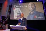 Hilversum 25 januari 2016
Humberto Tan wordt gekozen tot omroepman van het jaar in studio 21.