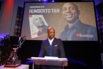 Hilversum 25 januari 2016
Humberto Tan wordt gekozen tot omroepman van het jaar in studio 21.