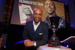 Hilversum 25 januari 2016
Humberto Tan wordt gekozen tot omroepman van het jaar in studio 21.