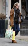 Amsterdam 26 januari 2016
Jette v d Meij doet boodschappen