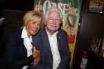 Rotterdam 21 januari 2016
Presentatie de oase bar met oa Gerard Cox Joke Bruijs Brigitte Kaandorp Ron Brandsteder Jacques Herb Johnny Kraaykamp jr Tony Neef Ernst Daniel Smid Veldhuis en Kemper en Martin v Waardenberg.