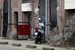 Amsterdam 6 februari 2016
Katja Schuurman en haar vriend Freek v Noortwijk hallen samen Sammie op bij haar vader Thijs Romer. Thijs woont net in een ander appartement.