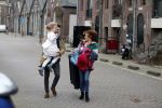Amsterdam 6 februari 2016
Katja Schuurman en haar vriend Freek v Noortwijk hallen samen Sammie op bij haar vader Thijs Romer. Thijs woont net in een ander appartement.