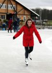Biddinghuizen 31 januari 2016
Training voor de hollandse 100 op de schaatsbaan van Biddinghuizen. Aanwezig oa Prins Bernhard jr met kinderen Prinses Marilene Prins Maurits en Prinses Anna Prins Pieter Christiaan Prinses Emma Prinses Margriet Leontien Zijlaard v Moorsel met man Michael Zijlaard en dochter Indy Rosanna Kluivert met Patrick Nino Demy Shane en Justin Kluivert.