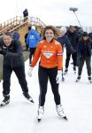 Biddinghuizen 31 januari 2016
Training voor de hollandse 100 op de schaatsbaan van Biddinghuizen. Aanwezig oa Prins Bernhard jr met kinderen Prinses Marilene Prins Maurits en Prinses Anna Prins Pieter Christiaan Prinses Emma Prinses Margriet Leontien Zijlaard v Moorsel met man Michael Zijlaard en dochter Indy Rosanna Kluivert met Patrick Nino Demy Shane en Justin Kluivert.