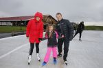 Biddinghuizen 31 januari 2016
Training voor de hollandse 100 op de schaatsbaan van Biddinghuizen. Aanwezig oa Prins Bernhard jr met kinderen Prinses Marilene Prins Maurits en Prinses Anna Prins Pieter Christiaan Prinses Emma Prinses Margriet Leontien Zijlaard v Moorsel met man Michael Zijlaard en dochter Indy Rosanna Kluivert met Patrick Nino Demy Shane en Justin Kluivert.