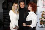Amsterdam 18 januari 2016
Uitreiking Beau monde awards in het Amstel Hotel.
Leontine Borsato met Leco v Zadelhoff en Chantal Janzen