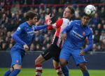 Eindhoven, 24 Januari 2016
Kompetitiewedstrijd PSV-FC Twente, eindstand 4-2
Luuk de Jong in duel met Renato Tapia