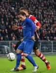 Eindhoven, 24 Januari 2016
PSV-FC Twente, eindstand 4-2  Kompetitie Seizoen 2015/2016
Luuk de Jong in duel met Robbert Schilder
