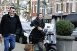 Amsterdam 1 februari 2016
Winnares Maan de Steenwinkel (tvoh) met haar manager / begeleider Dim Paulson in Amsterdam zuid