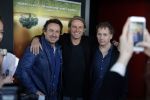 Amsterdam 25 januari 2016
Presentatie cast SKY . Musical van John Ewbank Marco Borsato en Robin de Levita .
oa Matteo v d Grijn Joel de Tombe en Lisse Knapen.