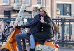 Amsterdam 23 januari 2016
Michelle v Nood en Koen Brouwer op hun vespa scooter.
