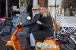 Amsterdam 23 januari 2016
Michelle v Nood en Koen Brouwer op hun vespa scooter.
