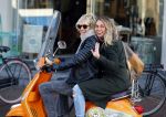 Amsterdam 23 januari 2016
Michelle v Nood en Koen Brouwer op hun vespa scooter.