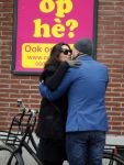 Amsterdam 22 januari 2016 
Monique Klemann met een kennis op straat in Amsterdam