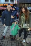 Amsterdam 17 januari 2016
Premiere Woezel en Pip in Tuschinski. Najib Amhali met zijn vrouw Niama en hun kinderen