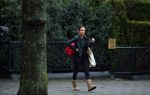 Amsterdam 27 januari 2016
Noi Pakon verlaat het huis van haar vriend Martijn Krabbe in Amsterdam nadat ze daar de nacht heeft doorgebracht.