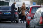 Amsterdam 22 januari 2016 
Noortje Herlaar vertrekt met een taxi bij haar woonboot.