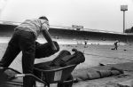 Eindhoven, 1984 Nieuwe grasmat in het PSV Stadion