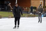 Biddinghuizen 31 januari 2016
Training voor de hollandse 100 op de schaatsbaan van Biddinghuizen. Aanwezig oa Prins Bernhard jr met kinderen Prinses Marilene Prins Maurits en Prinses Anna Prins Pieter Christiaan Prinses Emma Prinses Margriet Leontien Zijlaard v Moorsel met man Michael Zijlaard en dochter Indy Rosanna Kluivert met Patrick Nino Demy Shane en Justin Kluivert.