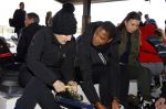 Biddinghuizen 31 januari 2016
Training voor de hollandse 100 op de schaatsbaan van Biddinghuizen. Aanwezig oa Prins Bernhard jr met kinderen Prinses Marilene Prins Maurits en Prinses Anna Prins Pieter Christiaan Prinses Emma Prinses Margriet Leontien Zijlaard v Moorsel met man Michael Zijlaard en dochter Indy Rosanna Kluivert met Patrick Nino Demy Shane en Justin Kluivert.
