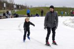 Biddinghuizen 31 januari 2016
Training voor de hollandse 100 op de schaatsbaan van Biddinghuizen. Aanwezig oa Prins Bernhard jr met kinderen Prinses Marilene Prins Maurits en Prinses Anna Prins Pieter Christiaan Prinses Emma Prinses Margriet Leontien Zijlaard v Moorsel met man Michael Zijlaard en dochter Indy Rosanna Kluivert met Patrick Nino Demy Shane en Justin Kluivert.