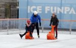 Biddinghuizen 31 januari 2016
Training voor de hollandse 100 op de schaatsbaan van Biddinghuizen. Aanwezig oa Prins Bernhard jr met kinderen Prinses Marilene Prins Maurits en Prinses Anna Prins Pieter Christiaan Prinses Emma Prinses Margriet Leontien Zijlaard v Moorsel met man Michael Zijlaard en dochter Indy Rosanna Kluivert met Patrick Nino Demy Shane en Justin Kluivert.