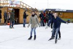 Biddinghuizen 31 januari 2016
Training voor de hollandse 100 op de schaatsbaan van Biddinghuizen. Aanwezig oa Prins Bernhard jr met kinderen Prinses Marilene Prins Maurits en Prinses Anna Prins Pieter Christiaan Prinses Emma Prinses Margriet Leontien Zijlaard v Moorsel met man Michael Zijlaard en dochter Indy Rosanna Kluivert met Patrick Nino Demy Shane en Justin Kluivert.