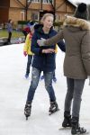 Biddinghuizen 31 januari 2016
Training voor de hollandse 100 op de schaatsbaan van Biddinghuizen. Aanwezig oa Prins Bernhard jr met kinderen Prinses Marilene Prins Maurits en Prinses Anna Prins Pieter Christiaan Prinses Emma Prinses Margriet Leontien Zijlaard v Moorsel met man Michael Zijlaard en dochter Indy Rosanna Kluivert met Patrick Nino Demy Shane en Justin Kluivert.