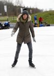 Biddinghuizen 31 januari 2016
Training voor de hollandse 100 op de schaatsbaan van Biddinghuizen. Aanwezig oa Prins Bernhard jr met kinderen Prinses Marilene Prins Maurits en Prinses Anna Prins Pieter Christiaan Prinses Emma Prinses Margriet Leontien Zijlaard v Moorsel met man Michael Zijlaard en dochter Indy Rosanna Kluivert met Patrick Nino Demy Shane en Justin Kluivert.