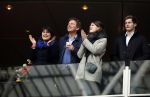 Amsterdam 7 februari 2016
Afscheid John Heitinga voor de wedstrijd AJAX-Feyenoord in de arena.
Zijn vrouw Charlotte Sophie en kinderen Jezebel en Lennox zijn ook aanwezig.
Robert ten Brink met vrouw en dochter