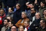 Amsterdam 7 februari 2016
Afscheid John Heitinga voor de wedstrijd AJAX-Feyenoord in de arena.
Zijn vrouw Charlotte Sophie en kinderen Jezebel en Lennox zijn ook aanwezig. Ron Brandsteder