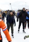 Biddinghuizen 31 januari 2016
Training voor de hollandse 100 op de schaatsbaan van Biddinghuizen. Aanwezig oa Prins Bernhard jr met kinderen Prinses Marilene Prins Maurits en Prinses Anna Prins Pieter Christiaan Prinses Emma Prinses Margriet Leontien Zijlaard v Moorsel met man Michael Zijlaard en dochter Indy Rosanna Kluivert met Patrick Nino Demy Shane en Justin Kluivert.