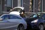 Amsterdam 17 januari 2016
de ex van Ruben Nicolai neemt zijn auto mee.