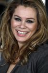 Amsterdam 11 januari 2017
Presentatie boek Opvliegers! 
Proosten op het boek en het nieuwe Jaar 2017 met oa Peggy Vrijens, Sandra Mattie, Laura Vlasblom, Antje Monteiro, Carolina Mout en Cystine Carreon Rick Engelkes